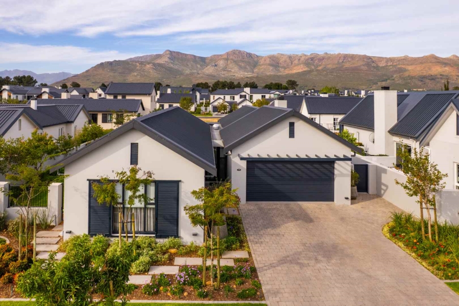 4 Bedroom Property for Sale in Val De Vie Estate Western Cape